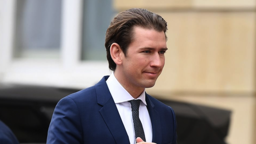 Πυρά Κουρτς κατά Ε.Ε: Πρακτικές «παζαριού» στη διανομή των εμβολίων