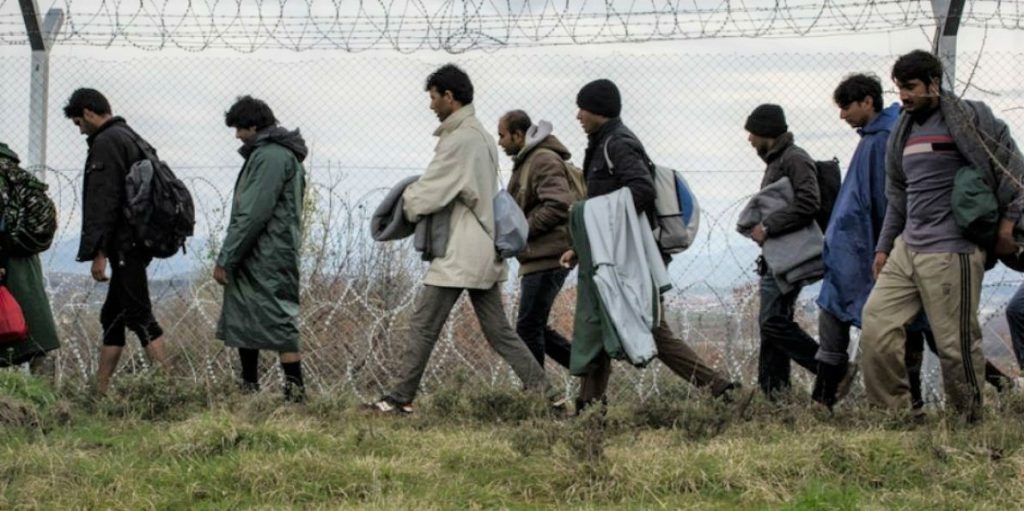 Μετέφεραν μέσα στη νύχτα εκατοντάδες αλλοδαπούς στο ΚΥΤ Φυλακίου του Έβρου – Λαϊκή οργή με συγκέντρωση στην Ορεστιάδα