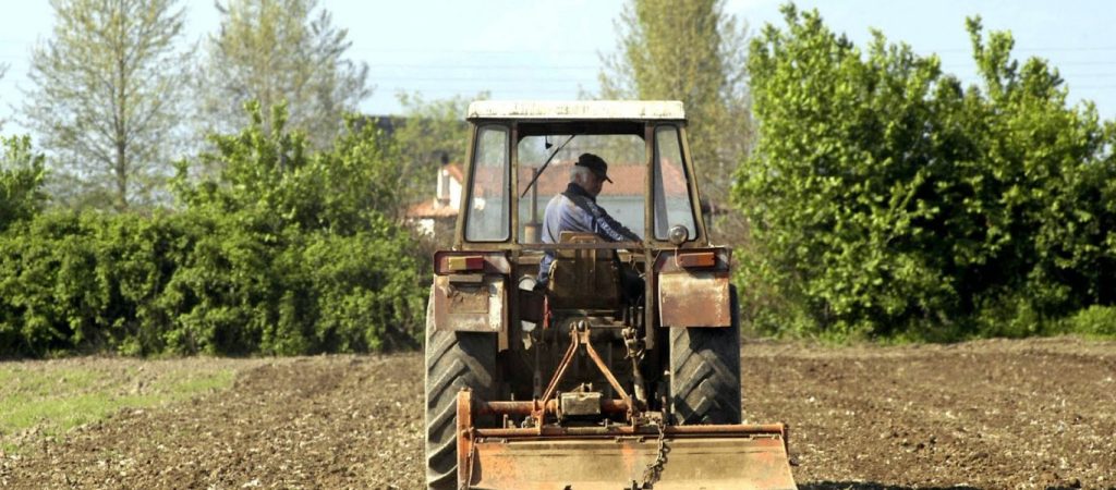 «Έρχεται» η «Κάρτα του Αγρότη» – Στα «χέρια» των τραπεζών ο κύκλος παραγωγής