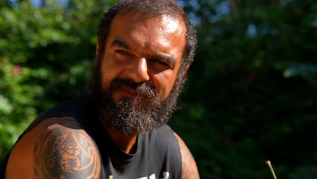 Survivor: Ο Τριαντάφυλλος δακρυσμένος μιλά για την μοναξιά – «Θα το παλέψω κι άλλο» (βίντεο)