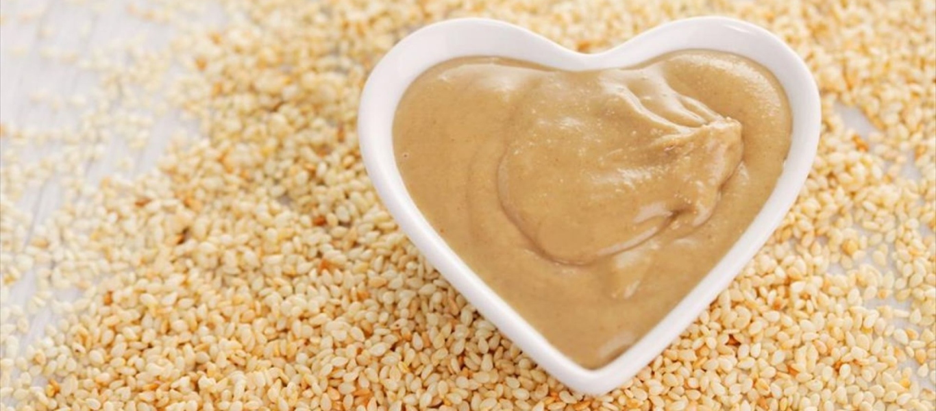 Ταχίνι: Ο γλυκός σύμμαχος στη νηστεία σας και τα μεγάλα οφέλη για την υγεία