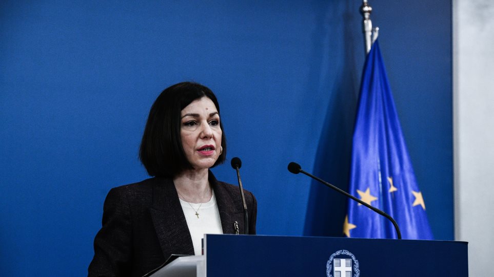 Α.Πελώνη για Α.Τσίπρα: «Εμείς ενισχύσουμε το ΕΣΥ αλλά λέτε παντού όχι»