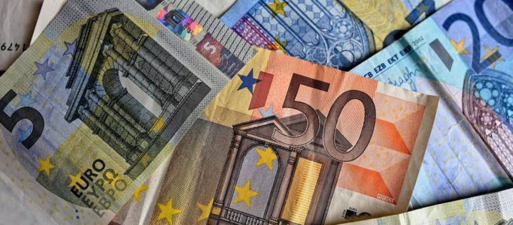 Νέα αναδρομικά: Δείτε πότε θα καταβληθούν οι αυξήσεις έως 150 ευρώ