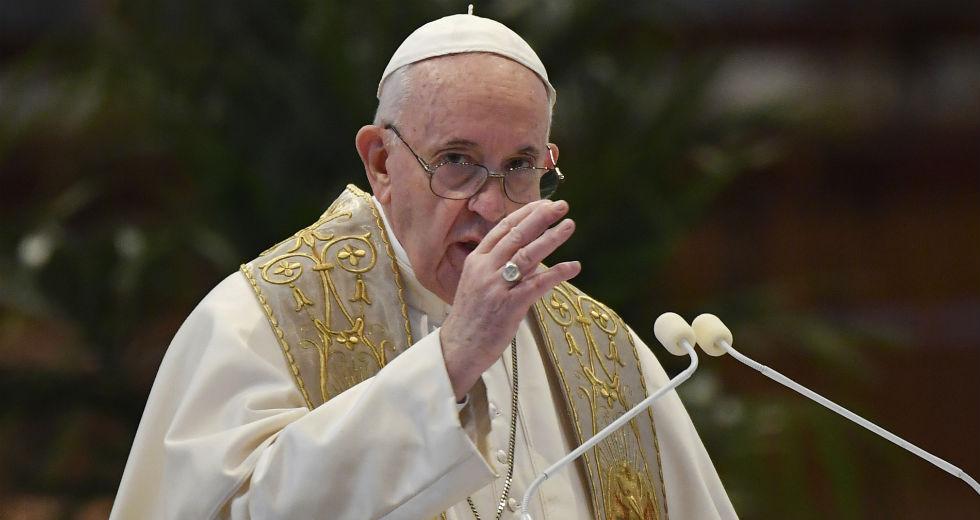Βατικανό: «Η Καθολική Εκκλησία δεν μπορεί να ευλογήσει τις σχέσεις ατόμων του ιδίου φύλου»