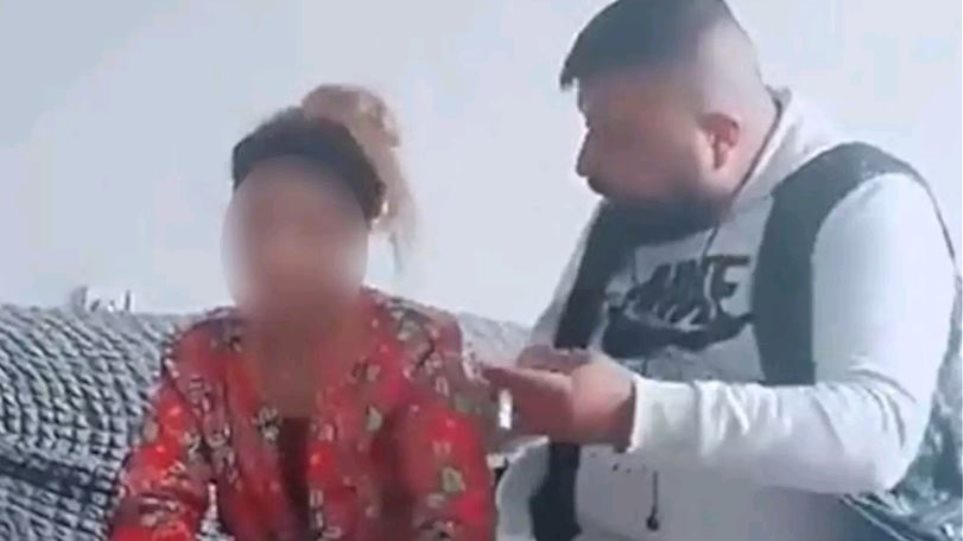 Τουρκία: Χειροπέδες σε Τούρκο που χάιδευε με ανάρμοστο τρόπο την ανήλικη κόρη