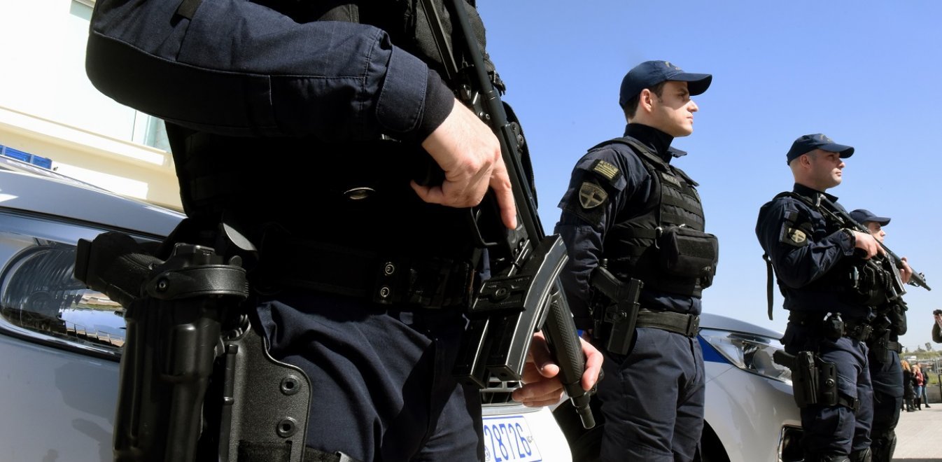 Ξέσπασμα αστυνομικών κατά κυβέρνησης: «Δεν θέλουμε να κόβουμε κορωνο-πρόστιμα – Μας αναγκάζουν ανάλογα με τα κρούσματα!»