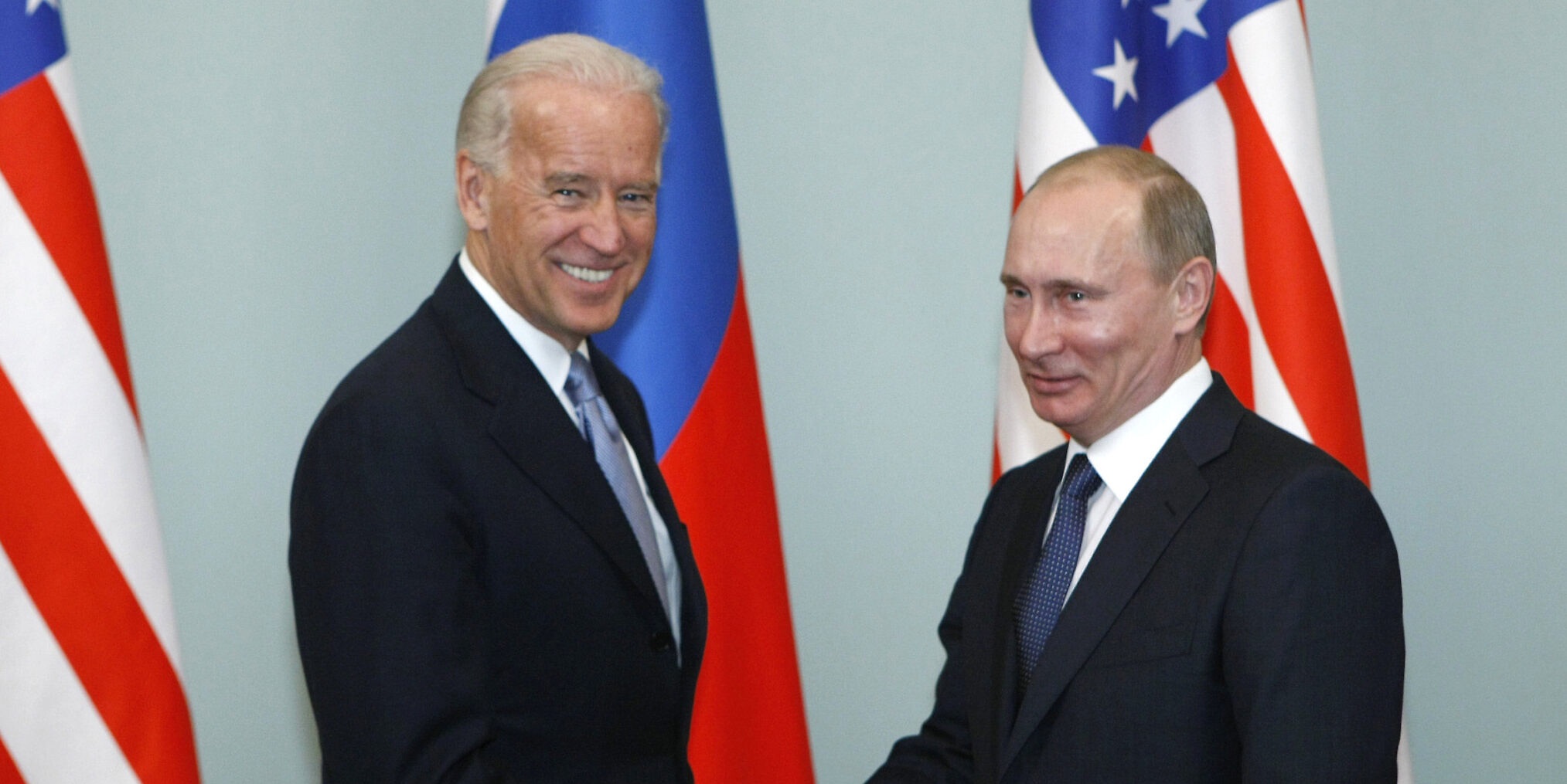 Διαβαίνει τον Ρουβίκωνα ο Τ.Μπάιντεν: Δημιουργεί «ψυχροπολεμικό» κλίμα με τη Ρωσία – Σε κίνδυνο η παγκόσμια ειρήνη