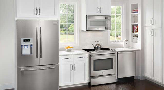 Εξαφανίστε τις γρατσουνιές από τις inox επιφάνειες με αυτούς τους απλούς τρόπους