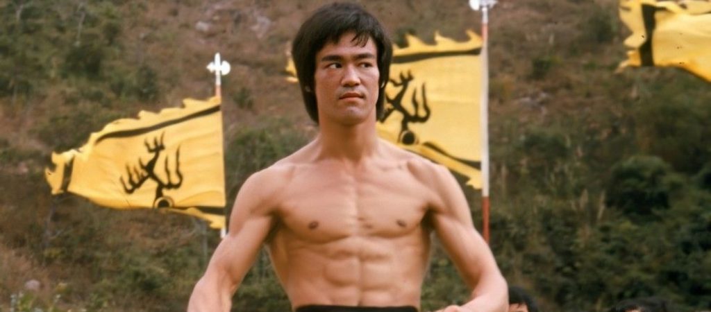 Όλη η ιστορία γύρω από την one inch punch του Bruce Lee (βίντεο)