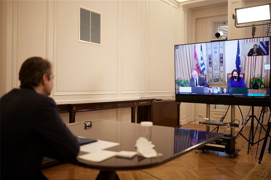 Στα «χνάρια» του ΓΑΠ ο Κ.Μητσοτάκης που υπόσχεται «πράσινη ανάπτυξη»