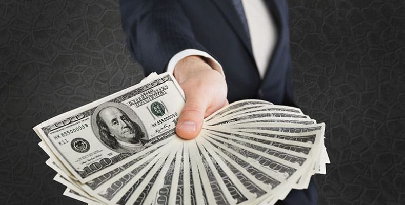 Λεφτά με το τσουβάλι: Αυτοί είναι οι δέκα πλουσιότεροι άνθρωποι όλων των εποχών