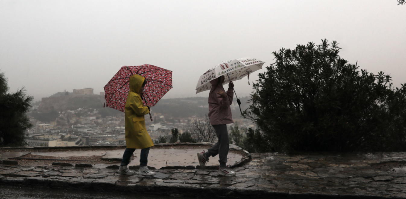 «Χαλάει» ο καιρός: Σε ποιες περιοχές αναμένονται βροχές & καταιγίδες (φώτο-βίντεο)