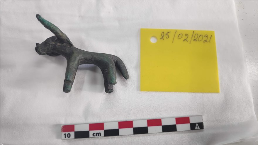 Ανακαλύφθηκε τυχαία χάλκινο ειδώλιο ταύρου στην Αρχαία Ολυμπία (βίντεο-φωτο)