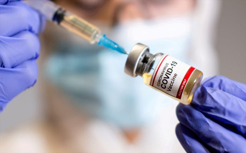 Εμβολιασμοί: Ανοίγει η πλατφόρμα για τις ευπαθείς ομάδες – Όλη η διαδικασία
