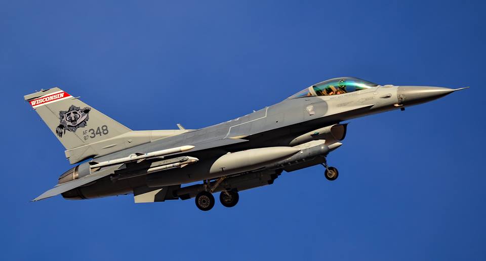 Με παρουσία αμερικανικών F-16 η παρέλαση της 25ης Μαρτίου – Το μήνυμα του Τ.Πάιατ