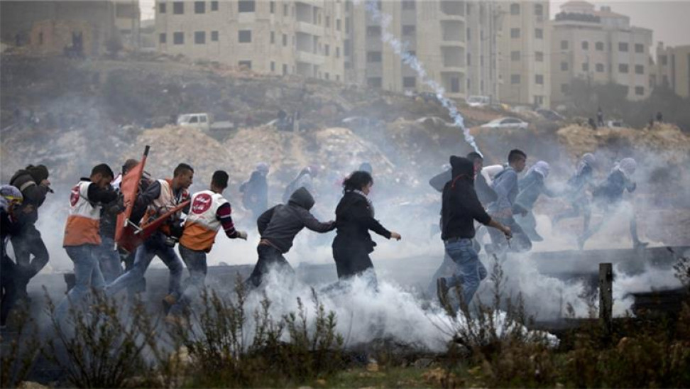 Παλαιστίνιος έπεσε νεκρός από σφαίρα ισραηλινού στρατιώτη σε διαδήλωση στην Δυτική Όχθη