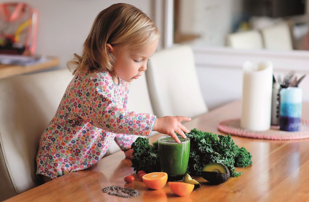 Ποτέ μπορεί να μπει ένα παιδί σε διαδικασία νηστείας; – Τι οφείλουν να προσέξουν οι γονείς στη διατροφή του (φωτό)