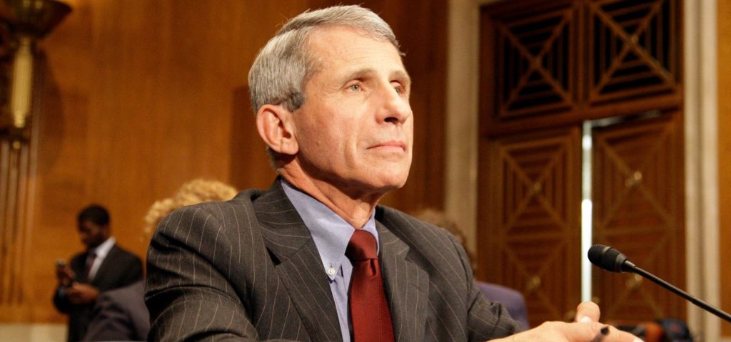 Α.Φάουτσι: «Το Sputnik V φαίνεται αρκετά αποτελεσματικό»