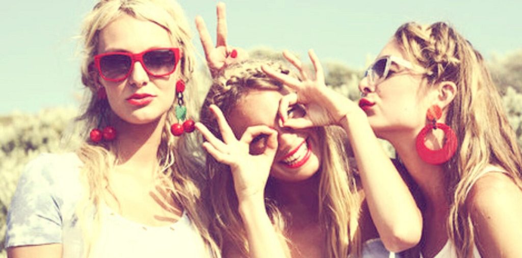 Μήπως ζηλεύει η φίλη σου; – Τα 4+1 σημάδια που πρέπει να προσέξεις