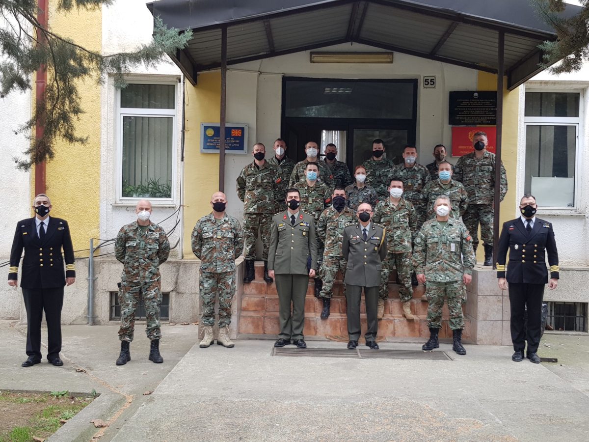 ΓΕΕΘΑ: Εκπαίδευση των Ενόπλων Δυνάμεων των Σκοπίων σε διαδικασίες τυποποίησης ΝΑΤΟ