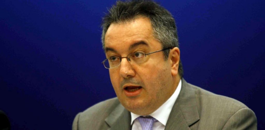 Η.Μόσιαλος: «Καθησυχαστικά τα νέα όπως δείχνουν τα ευρήματα της κλινικής δοκιμής για το εμβόλιο της AstraZeneca» (φωτό)