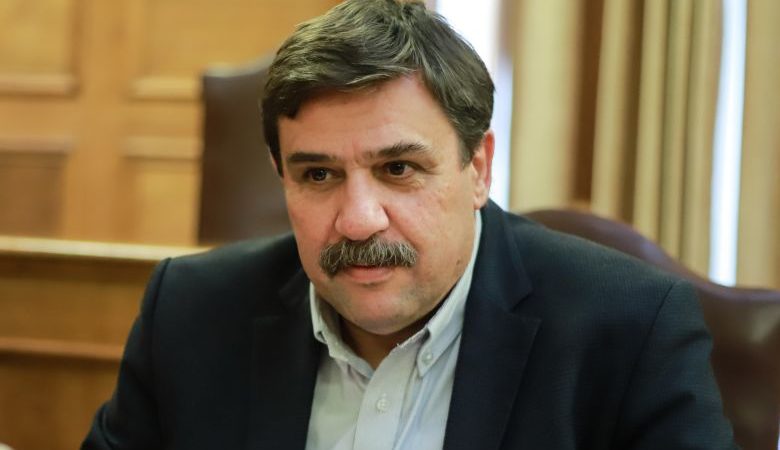 Α.Ξανθός: «Στο ”και πέντε” η επίταξη των γιατρών – Τραγική η καθυστέρηση»