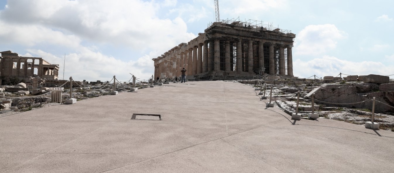 Τσιμενταρισμένη η Ακρόπολη και οι αποκαλύψεις αρχαιολόγων: «Αν είχε λίγο θάλασσα θα βάζαμε και δέστρες»