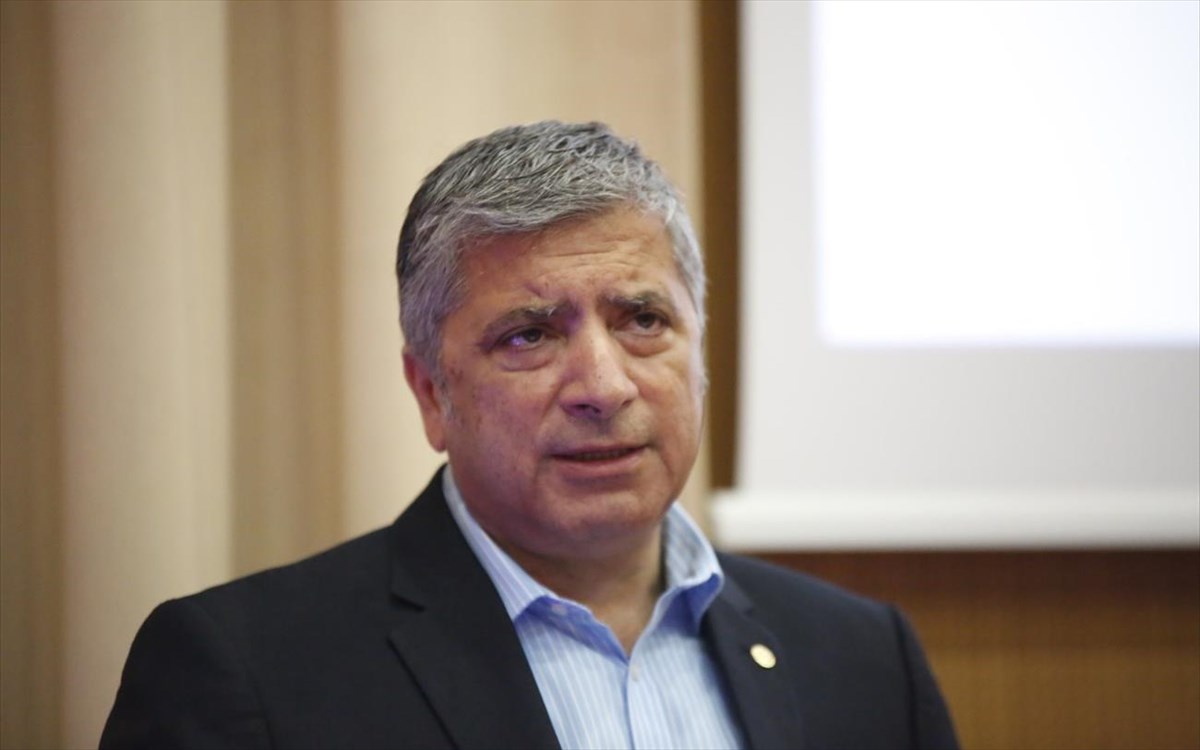 Ο Γ.Πατούλης ζητάει την ενίσχυση του ΕΣΥ και ο Α.Πορτοσάλτε… ενοχλείται (βίντεο)