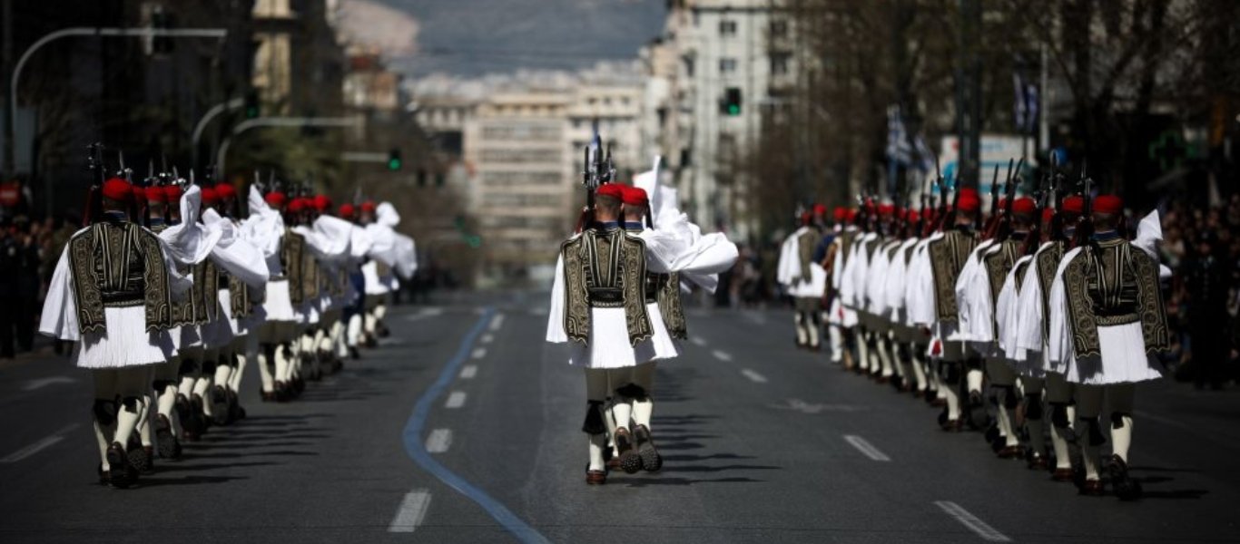 Στο ΦΕΚ η απόφαση για την 25η Μαρτίου – Τι αλλάζει στα μέτρα για τον εορτασμό