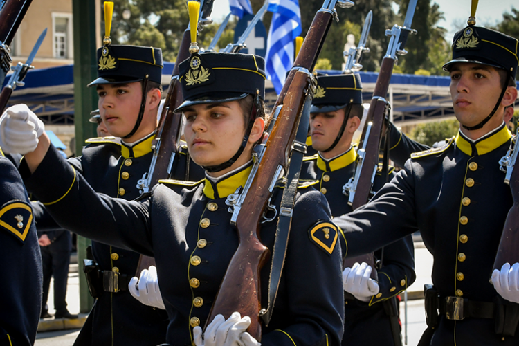 25η Μαρτίου: Η παρέλαση, οι συμβολικές βολές και οι φρεγάτες ξένων χωρών