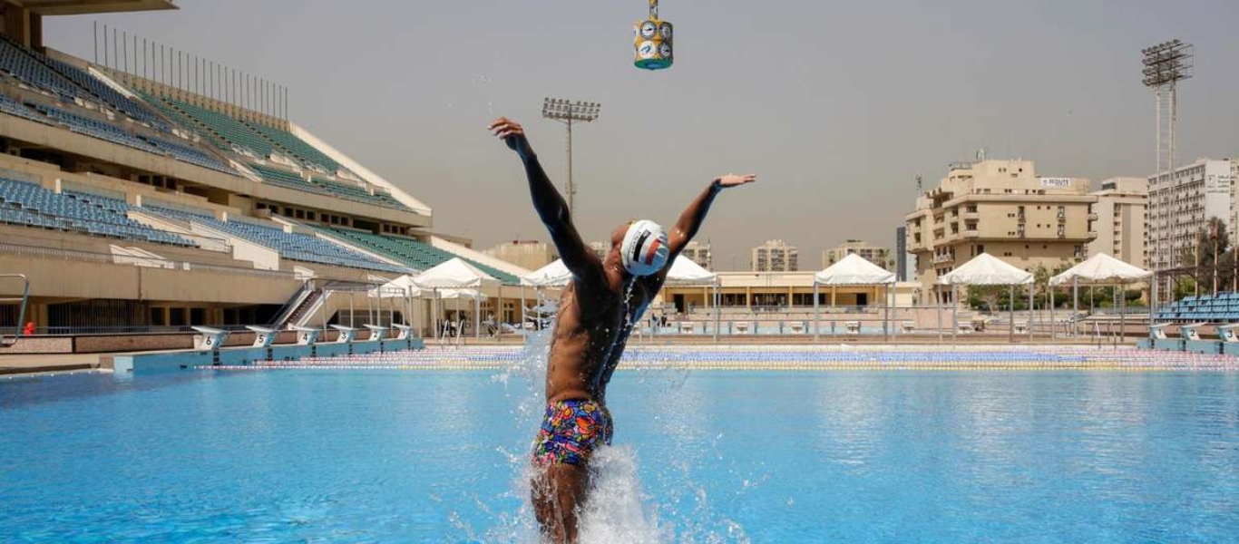 Εντυπωσιακό ρεκόρ Γκίνες από τον Αιγύπτιο Ομάρ Σαγιέντ Σααμπάν (βίντεο)