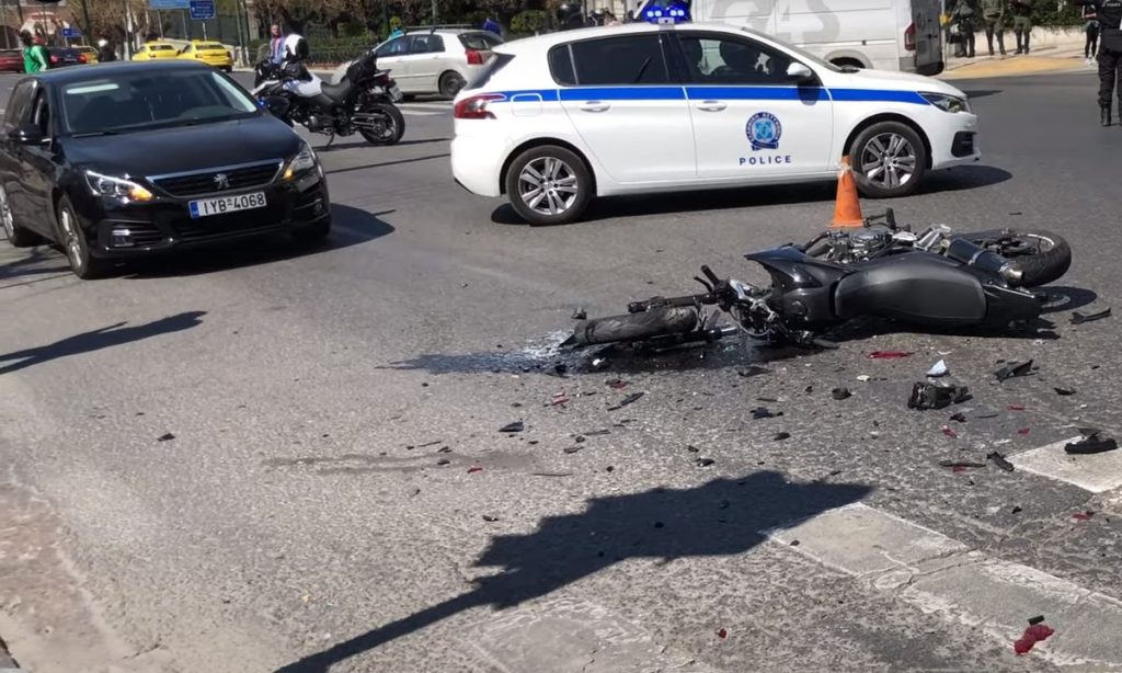 Αποκαλύψεις για το βίντεο με το τροχαίο έξω από τη Βουλή