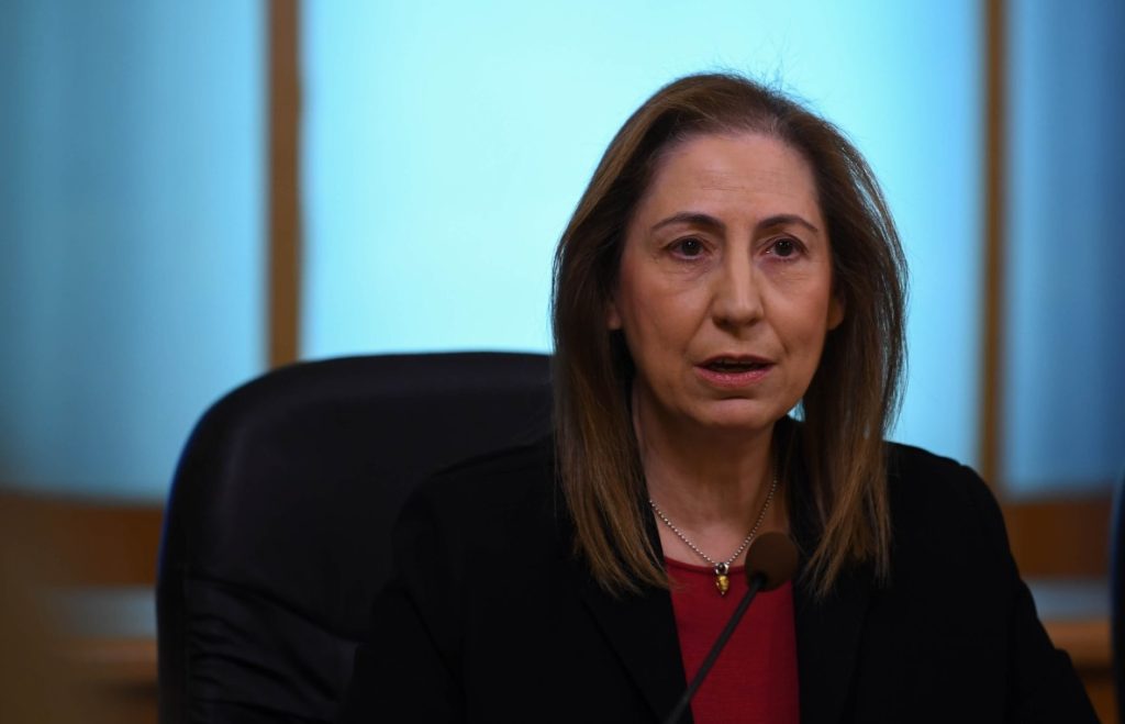 Μ.Ξενογιαννακοπούλου: «Να στηριχθεί ο ΕΦΚΑ – Τον απαξιώνει ο Κ.Χατζηδάκης»