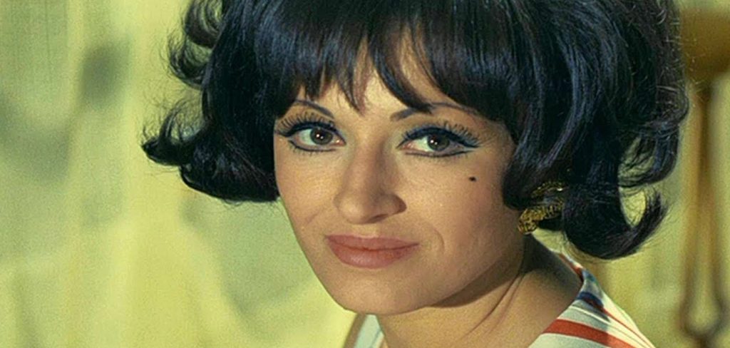 Έτσι είναι σήμερα η αλλοτινή σταρ Μάρθα Καραγιάννη (φωτό)