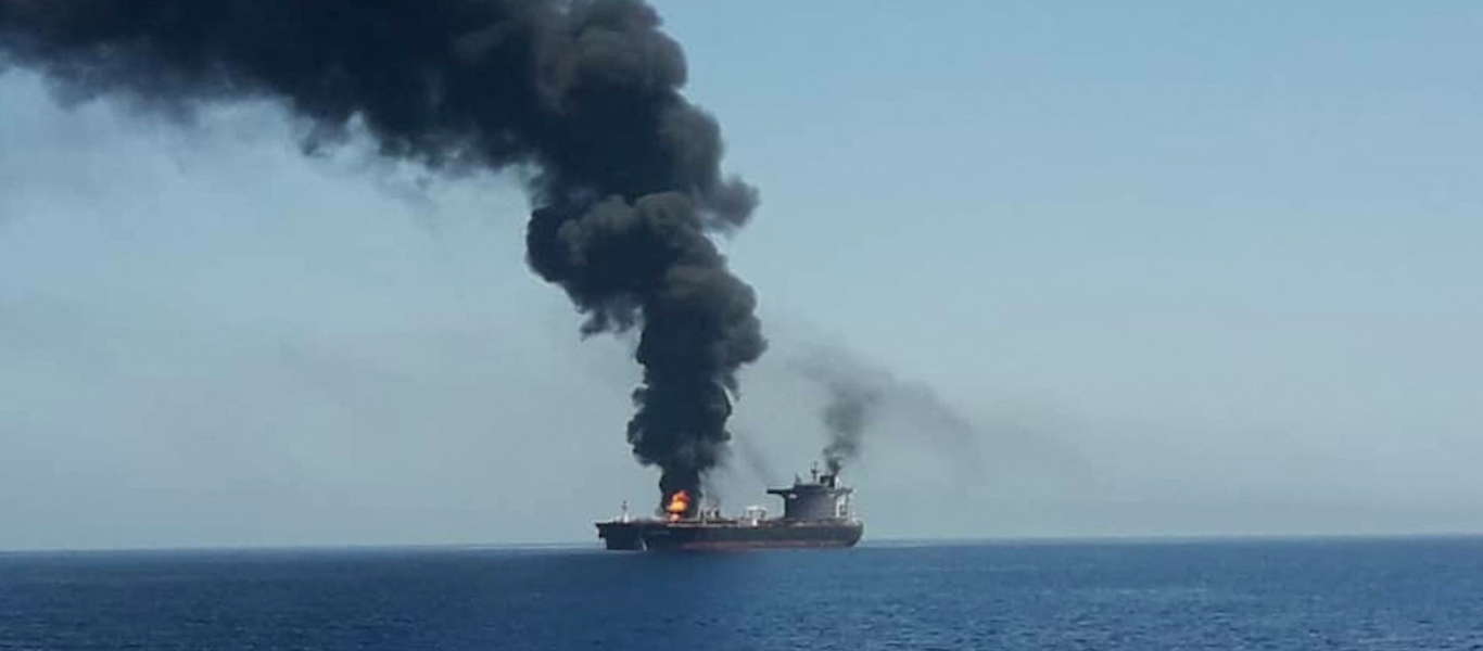 Ιράν: Έπληξε με πύραυλο ισραηλινό φορτηγό πλοίο – Απειλές για αντίποινα (φώτο – βίντεο)