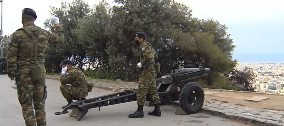 Κανονιοβολισμοί από το Λυκαβηττό για τα 200 χρόνια από την Επανάσταση του 1821 (βίντεο)