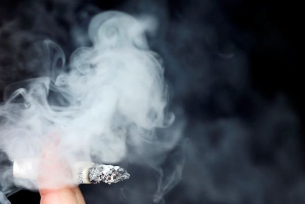 Το κάπνισμα μπορεί να εξαλειφθεί μέσα σε λίγα χρόνια, εκτιμούν αναλυτές