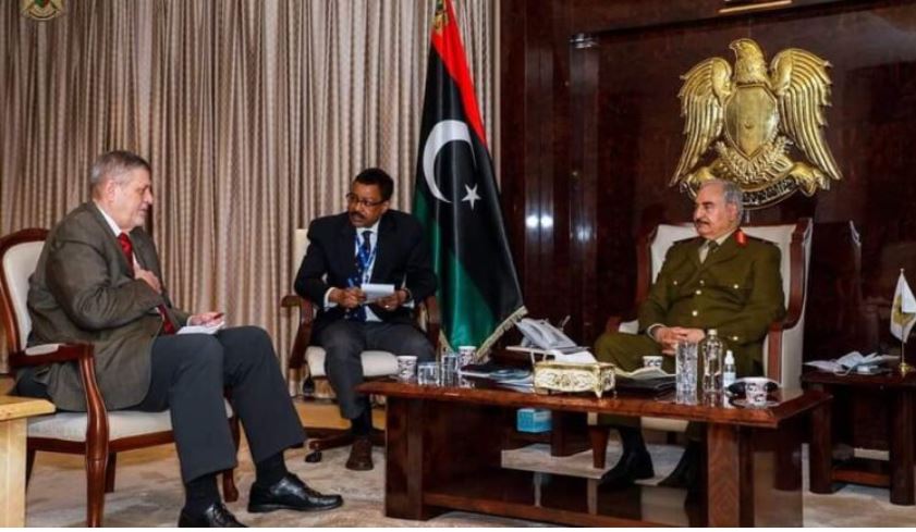 Ο Χ.Χαφτάρ δέχθηκε τον απεσταλμένο του ΟΗΕ στη Λιβύη για δεύτερη φορά σε έναν μήνα