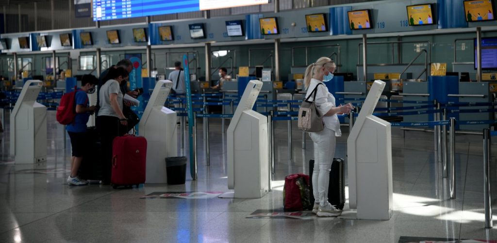 Ιταλία: Ο Ιταλός υπουργός Υγείας υποστηρίζει πως το «ψηφιακό πράσινο πάσο» είναι ο σωστός δρόμος για ταξίδια με ασφάλεια