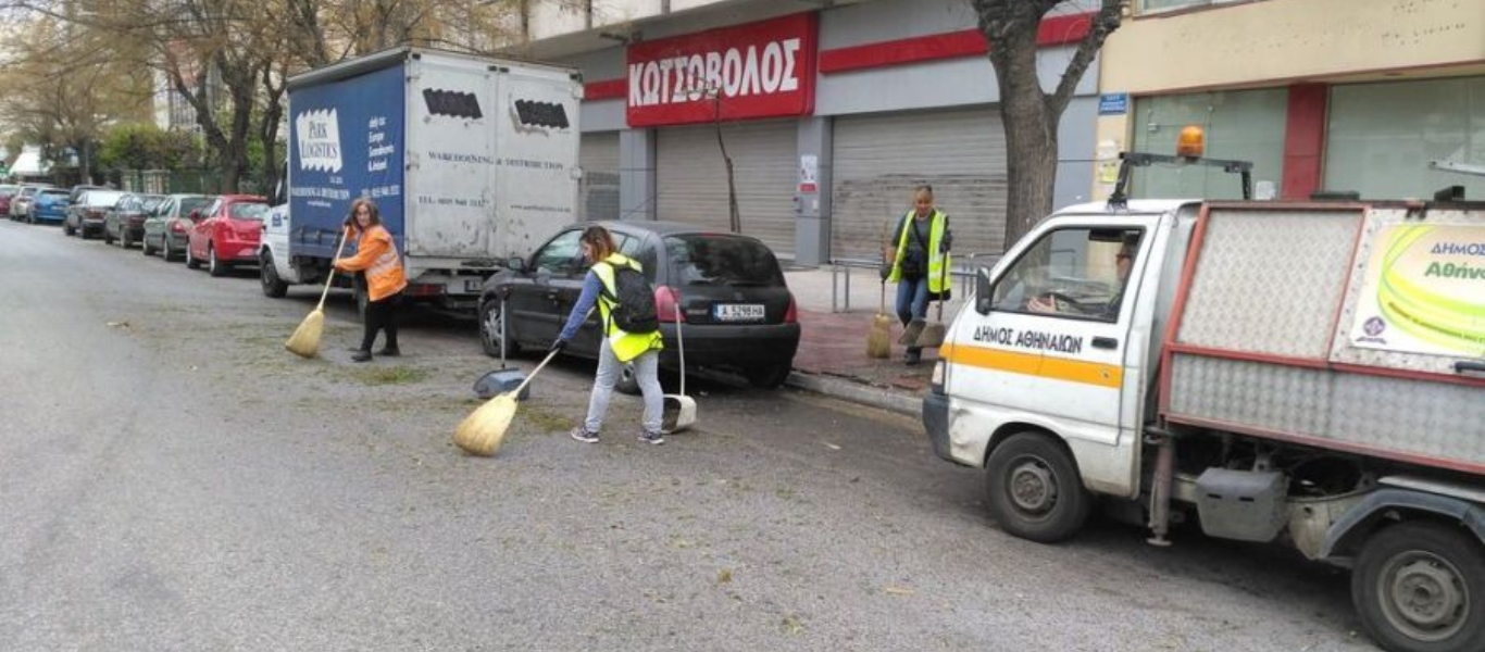 Επιχείρηση καθαριότητας του Δήμου Αθηναίων στην περιοχή της Κυψέλης