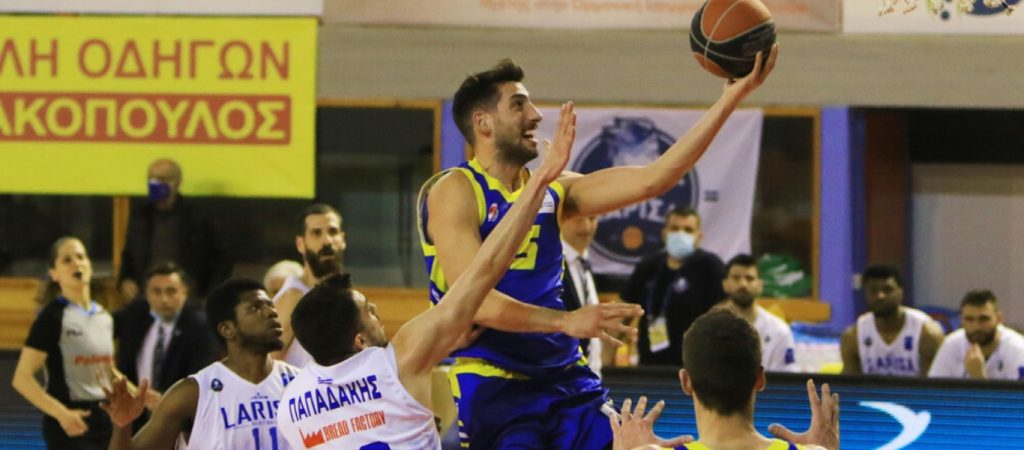 Εύκολο απόγευμα για το Περιστέρι – Πέρασε από την έδρα της Λάρισας με 98-78