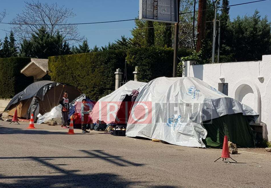 Γκέτο παράνομων μεταναστών στην Παλαιά Εθνική Οδό Αθηνών-Κορίνθου! – Δείτε φωτό