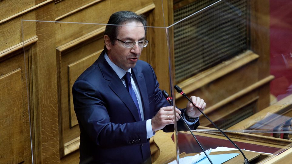 Μπούγας (Γραμματέας Κ.Ο ΝΔ): «Ουδείς βουλευτής μας εμβολιάστηκε εκτός σειράς» – Για κομματικά στελέχη;