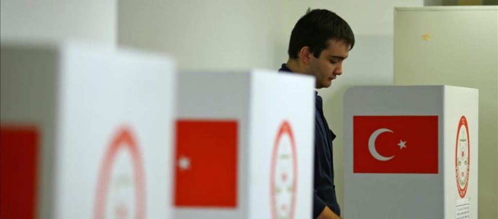 Δημοσκόπηση στην Τουρκία: Η σκληρή έναντι της Ελλάδας στάση δίνει εκλογική νίκη για τη συμμαχία Ερντογάν-Μπαχτσελί