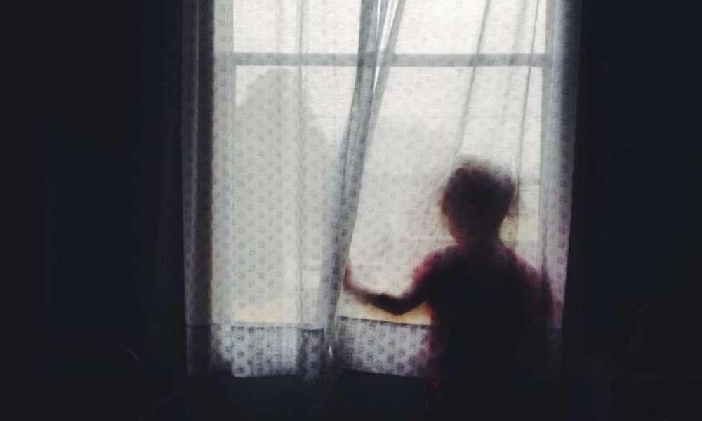 Απόπειρα αυτοκτονίας γνωστού λογοθεραπευτή που φέρεται να είχε αποπλανήσει ανήλικο παιδί (βίντεο)