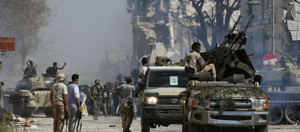 Λιβύη: Αφέθηκαν ελεύθεροι 120 αιχμάλωτοι μαχητές του στρατάρχη Χάφταρ