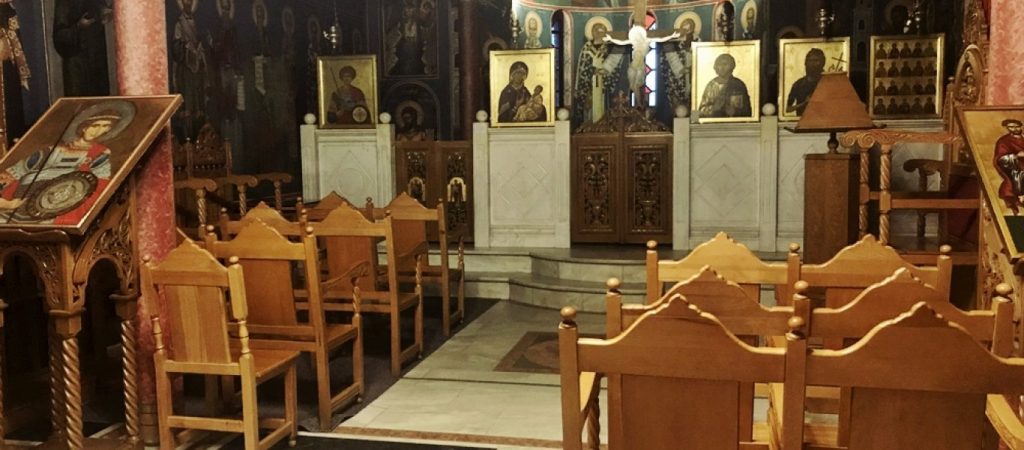 Ελληνικό Φαρσάλων: Ιερόσυλοι έκλεψαν εικόνες από ναό νεκροταφείου