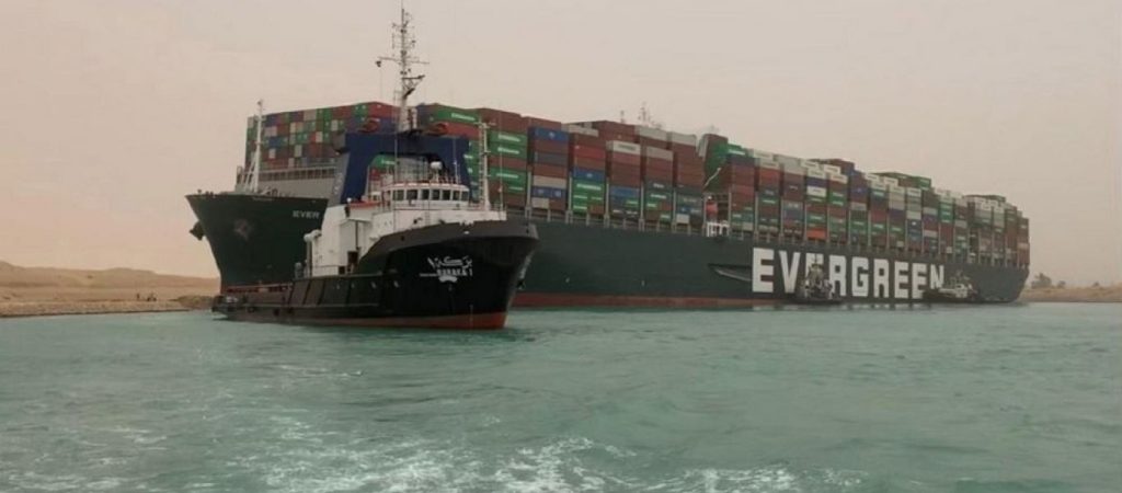 Η Αίγυπτος μπορεί να ζητήσει αποζημίωση άνω του 1 δισ. δολ. για την κρίση στη Διώρυγα του Σουέζ