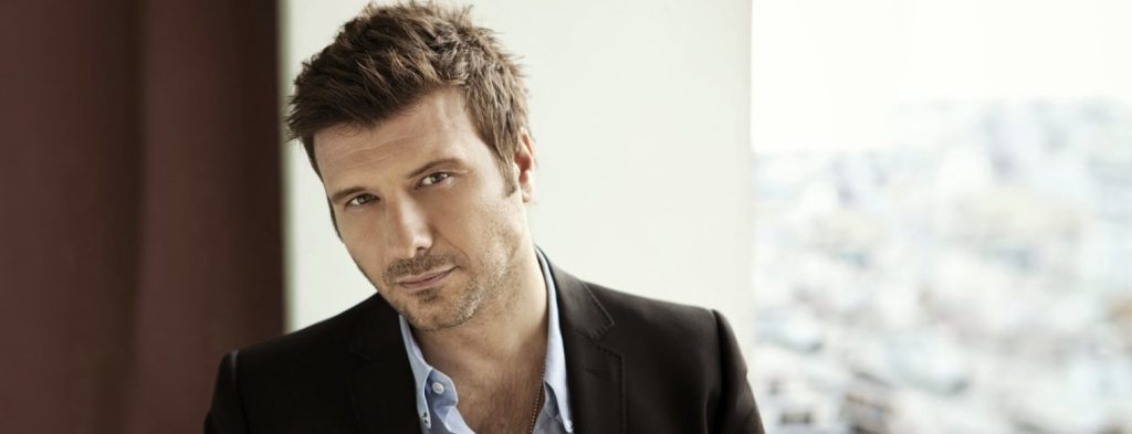 House of Fame: Ο Γιάννης Πλούταρχος στο σπίτι των σπουδαστών (βίντεο)