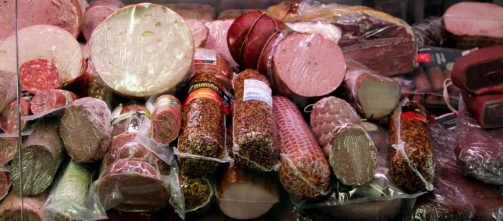 Επεξεργασμένο κρέας: Αυξημένος ο κίνδυνος καρδιαγγειακής νόσου